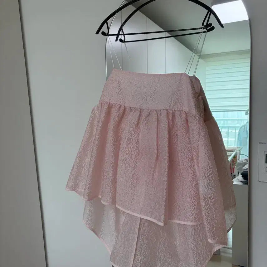[BUNJANG] Cecilie Style Sleeveless Blouse / 세실리에 st 나시 블라우스