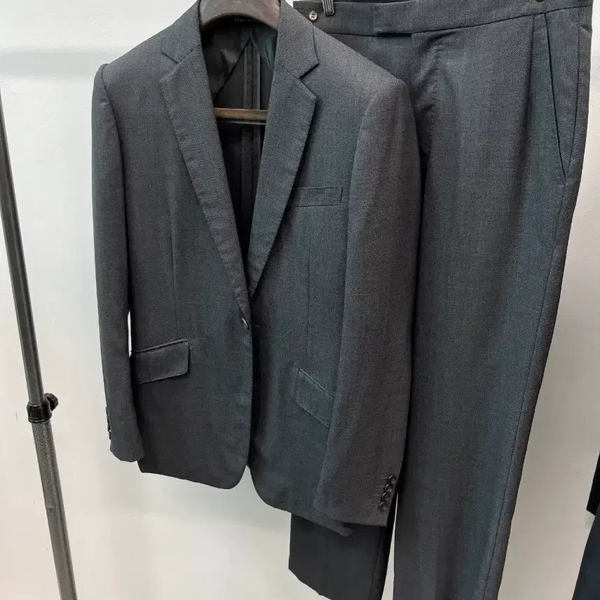 [BUNJANG] Kilgore Striped Suit / 95,30) 킬고어 스트라이프 슈트