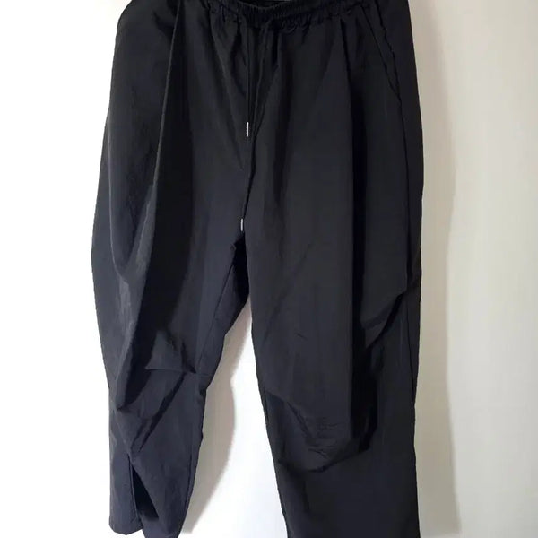 [BUNJANG] Men's Nylon Wide-Leg Banding Pants (Black & Charcoal) - Summer / 무배 1+1) 블랙 차콜 남자 여름 나일론 와이드 고무줄(밴딩) 바지