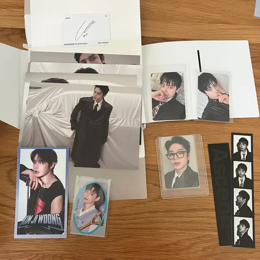 [BUNJANG] ZEROBASEONE Kim Jiwoong Bundle Set Photocard / 제베원 지웅 포카 일괄 양도합니다