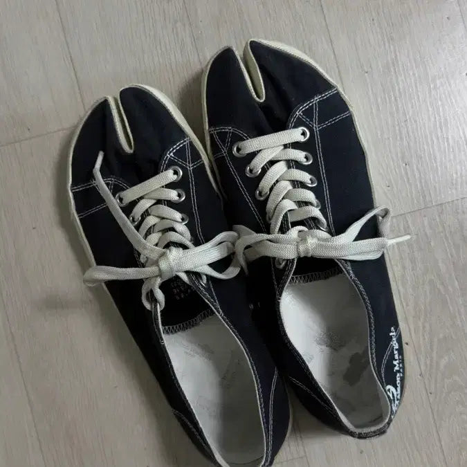 [BUNJANG] Maison Margiela Tabi Sneakers Black / 마르지엘라 타비 43 (정품)