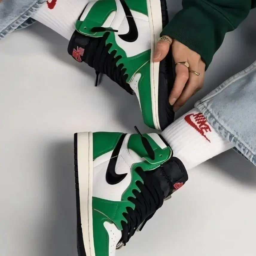 [BUNJANG] Nike Air Jordan 1 Retro High OG Lucky Green Women's Sneakers / 새상품) 나이키 운동화 여성 조던1 레트로 하이 OG 럭키 그린 DB46