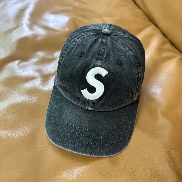 [BUNJANG] Supreme S Logo 6-Panel Cap Pigment Black / 슈프림 S로고 6패널 볼캡 모자 피그먼트 블랙