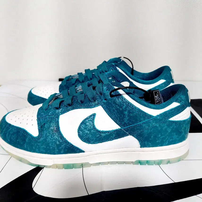 [BUNJANG] Nike Dunk Low Mint Women's Sneakers / 나이키 덩크 로우 민트 여성 운동화 급처분합니다