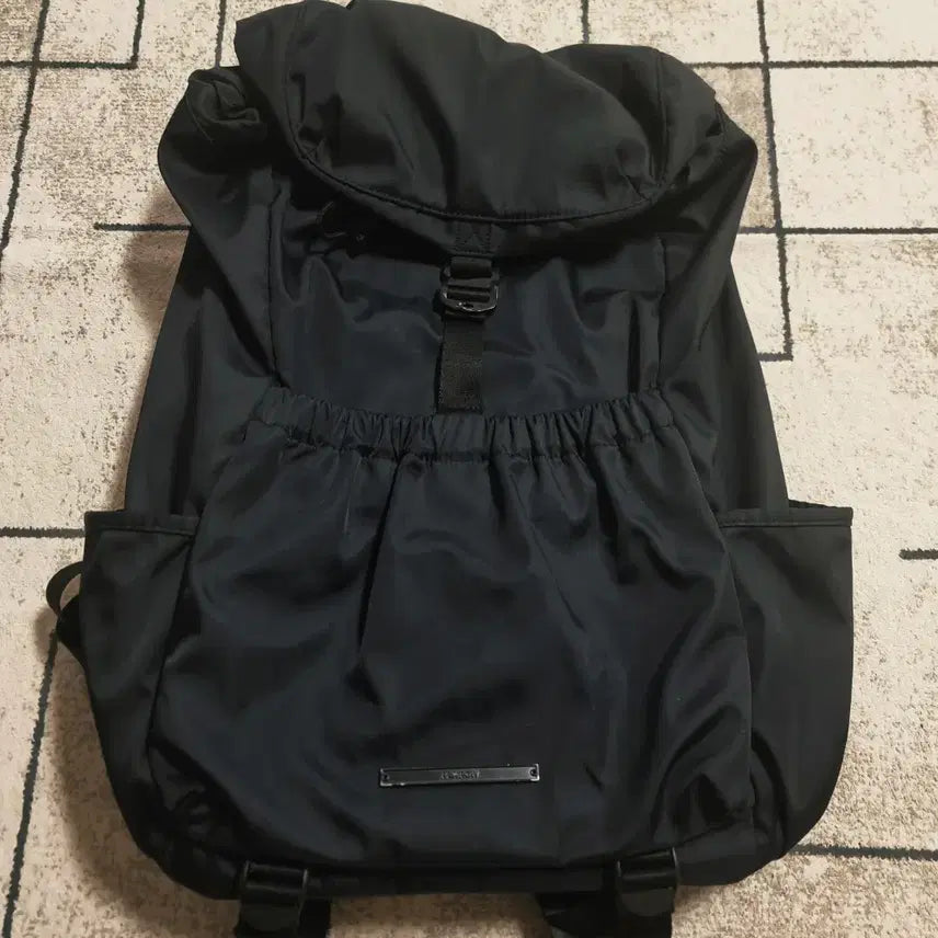 [BUNJANG] 로우로우 (LOWROw) 976 Black Backpack Bag / 로우로우 976 블랙 백팩 가방