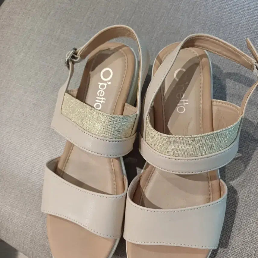 [BUNJANG] O'petto Women's Glitter Banding Comfort Wedge Sandals / [235] 오페토(O'petto) 여성 글리터 밴딩 컴포트 웨지 샌들 (