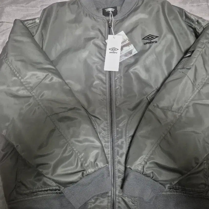 [BUNJANG] Umbro Wayfinder MA1 Bomber Jacket Khaki XL / (새상품)엄브로 웨이파인더 ma1 봄버자켓 카키 xl