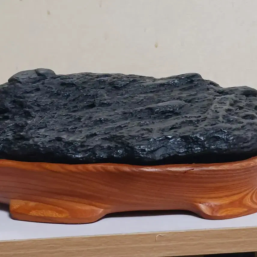 [BUNJANG] Jeomchon Stone Viewing Stone with Zelkova Wood Stand / 수석(점촌/낮은경)