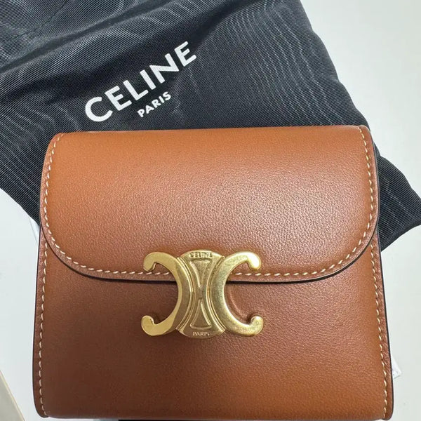 [BUNJANG] Celine Triomphe Flap Card Holder Small Shiny Lambskin Tan / 셀린느 트리옹프 플랩 카드지갑 / 샤이니 램스킨 / 스몰 / 탠