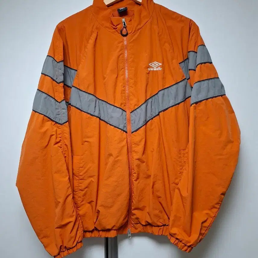 [BUNJANG] Umbro IPFU Windbreaker Jacket / 엄브로 IPFU 바람막이 자켓
