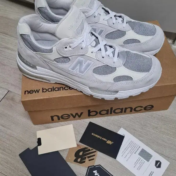 [BUNJANG] New Balance 992 USA White Silver 275 / 뉴발란스 992 USA 정품 화이트실버 275