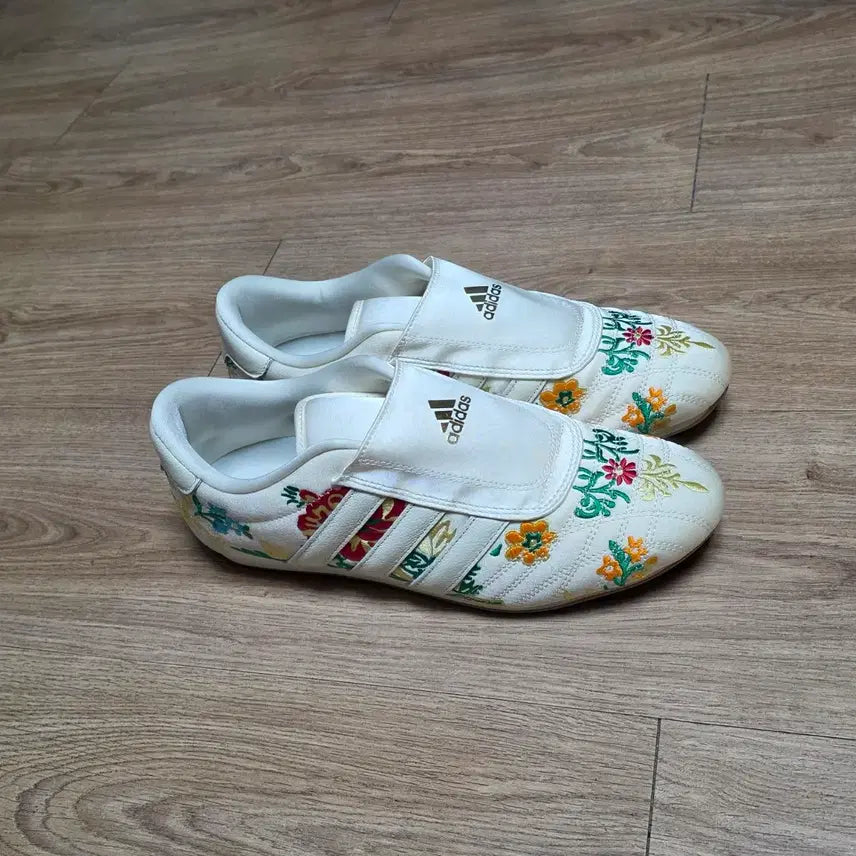 [BUNJANG] Adidas Taekwondo Floral White Sneakers 270 / 아디다스 태권도 플로랄 화이트 270 판매