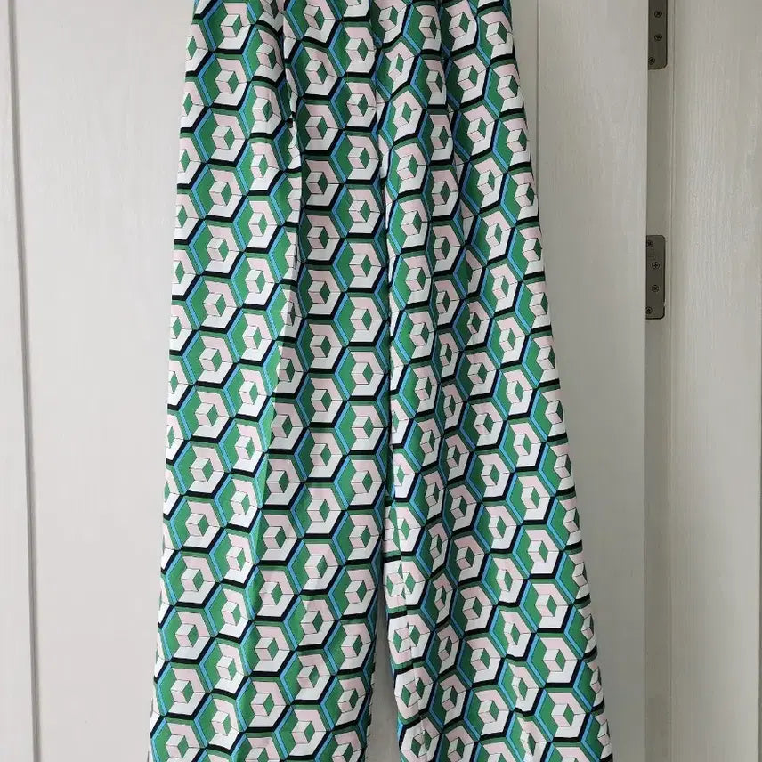 [BUNJANG] Dint Wide Leg Trousers / 딘트 바지