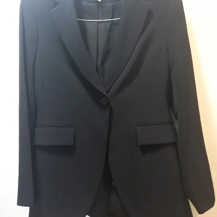 [BUNJANG] H&M Single Button Black Jacket / H&M 기본 싱글 버튼 블랙 자켓 새옷