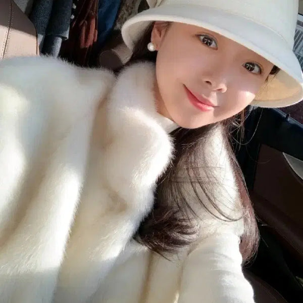 [BUNJANG] Byciny Wool Cloche Hat / 바이씨니 울클로슈햇