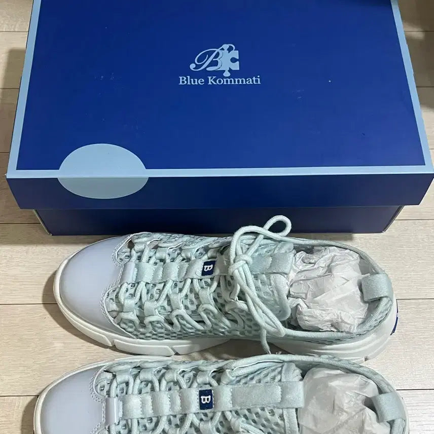 [BUNJANG] Comati Keno Lightweight Sneakers Sky Blue / 운동화 블루 코마티 케노 경량 스니커즈 스카이 (정품, 새상품)