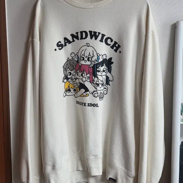 [BUNJANG] SPAO x Sekai Idol Sandwich Sweatshirt / 이세계 아이돌 팝업 스파오 샌드위치 맨투맨 이세돌