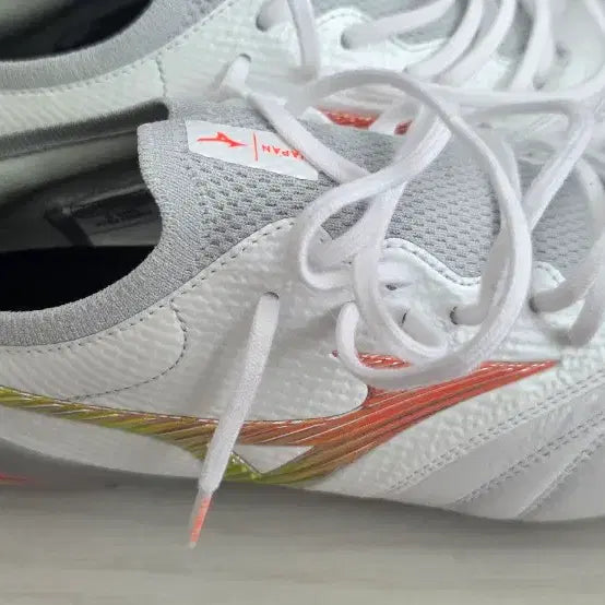 [BUNJANG] Mizuno Morelia Neo 5 Beta JAPAN MD Soccer Cleats Size 260mm / 미즈노 모렐리아 네오5 베타 JAPAN MD 260