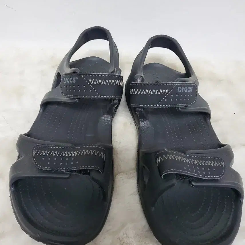 [BUNJANG] Crocs Sandals Black Authentic Size 270 / 크록스 샌들 블랙 정품 270사이즈 거의새거