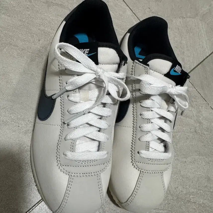 [BUNJANG] Nike Cortez SE Leather Shoes / 나이키 코르테즈 SE 레더 235