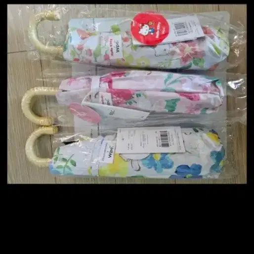 [BUNJANG] WPC Sanrio Characters (Hello Kitty, My Melody, Cinnamoroll) Blackout 3-Section Folding Umbrella / (새상품)wpc 산리오 (헬로키티,마이멜로디,시나모롤) 암막 3단 양산