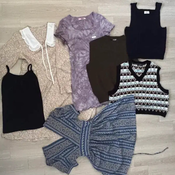 [BUNJANG] Women's Clothing Bundle / 택포| 옷장정리 여성 의류 개당 6천원