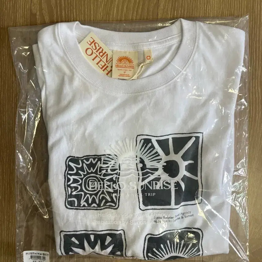 [BUNJANG] Hello Sunrise Graphic T-Shirt White / 헬로우 선라이즈 반팔티 화이트