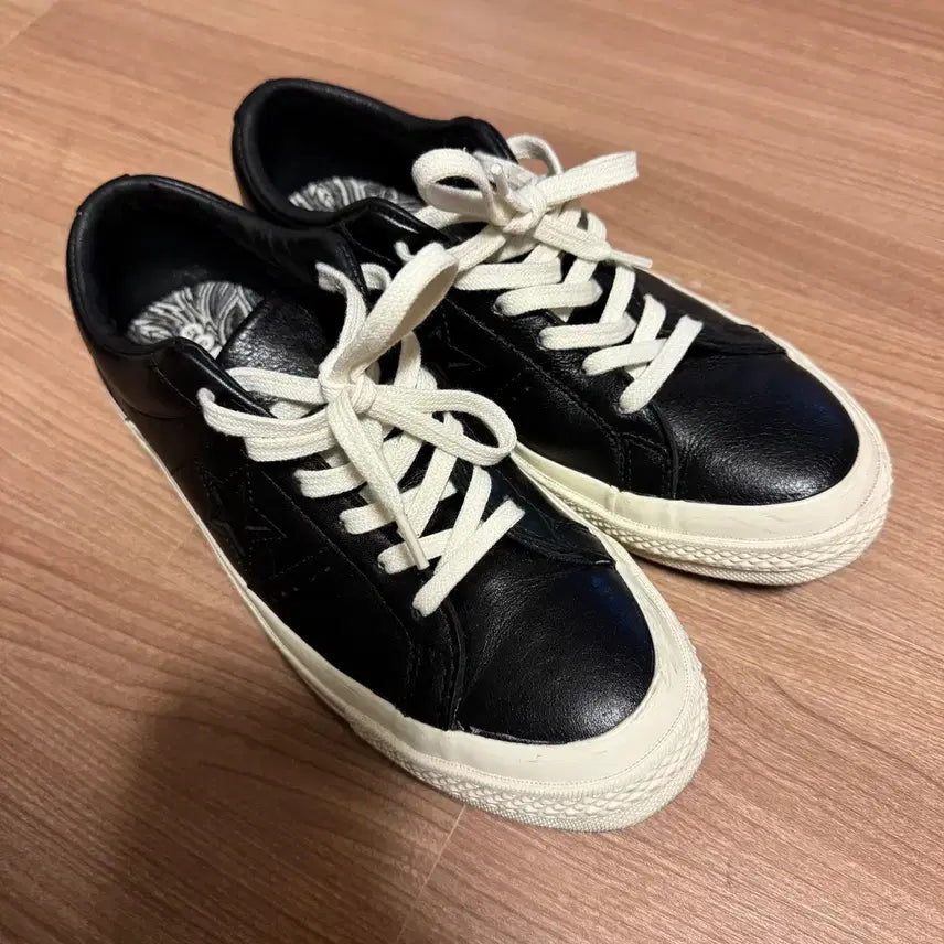 [BUNJANG] Converse One Star Low Leather Black Shoes / 컨버스 원스타 로우레더 블랙 240