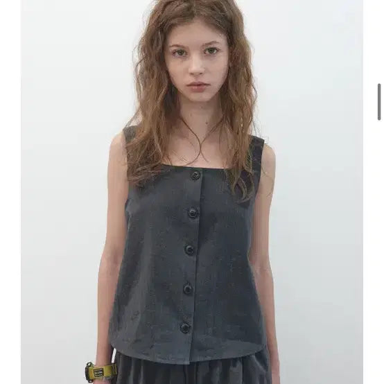 [BUNJANG] Enzo Blues Square Neck Vest Charcoal / 엔조블루스 스퀘어넥 베스트 차콜