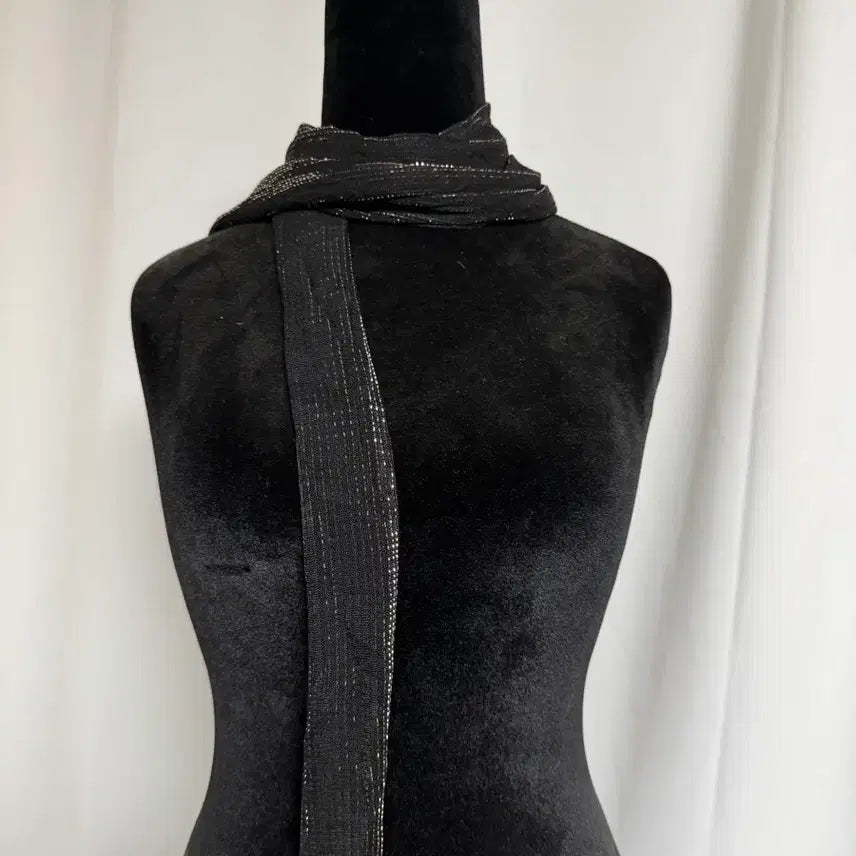 [BUNJANG] Gold Thread Scarf Black / 금사 스카프 블랙