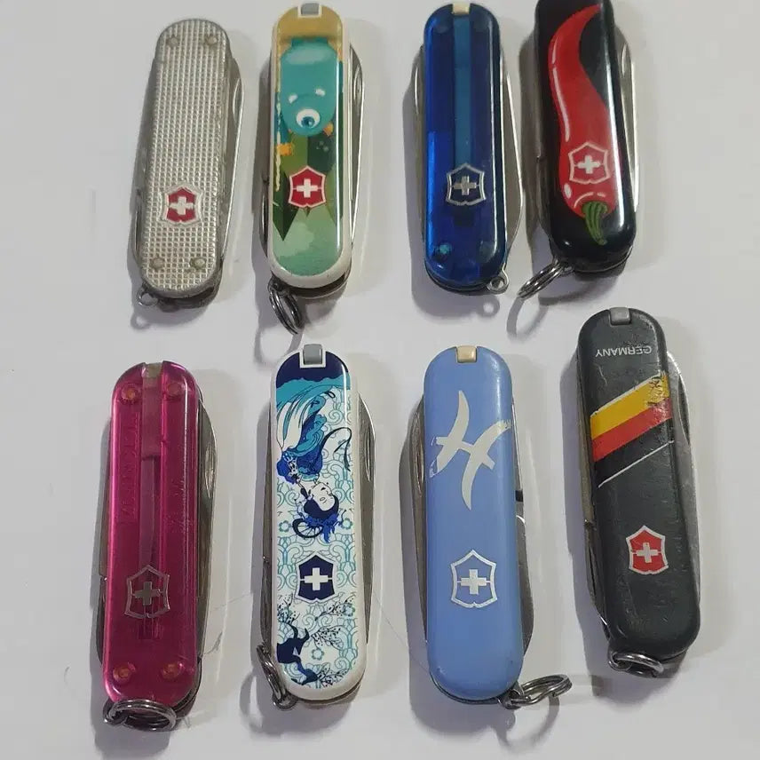 [BUNJANG] Victorinox Classic SD Mini Swiss Army Knife / 빅토리녹스 클래식 SD 미니 맥가이버칼 중고 칭찬은고래도춤추게