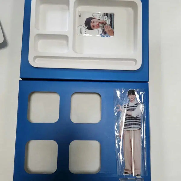 [BUNJANG] Byun Woo Seok Baskin Robbins Tray & POB Set / 변우석 배스킨라빈스 트레이 배라 21세기대군부인 이안대군