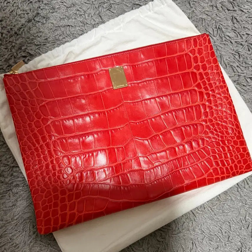 [BUNJANG] Couronne Crocodile Pattern Clutch Bag / 쿠론 클러치 새상품