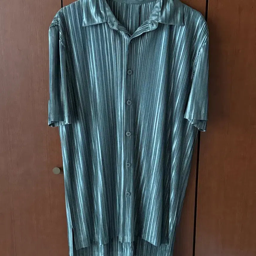 [BUNJANG] Pleated T-Shirt / 플리츠 티셔츠