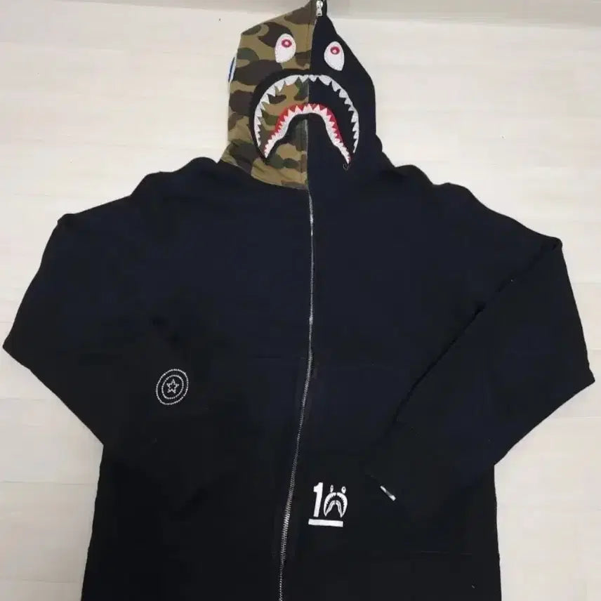 [BUNJANG] BAPE Shark Full Zip Hoodie Black Camo / 베이프 샤크 후드 집업 블랙 카모