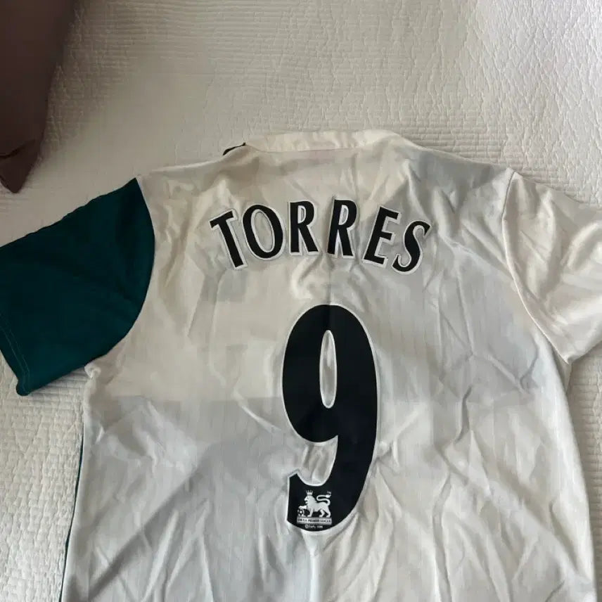 [BUNJANG] Liverpool Retro Away Jersey Torres #9 / 리버풀 레트로킷 어웨이 토레스 마킹 유니폼