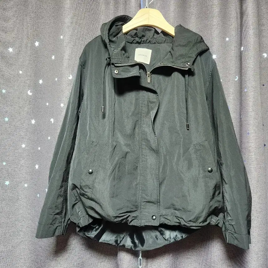 [BUNJANG] She's Miss Hooded Short Windbreaker Jumper - Size 55 / 최상컨디션 쉬즈미스 후드 숏 바람막이 점퍼-55