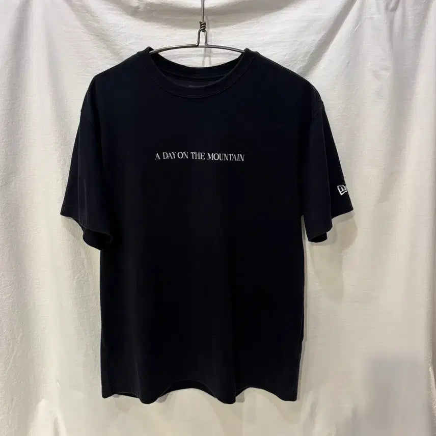 [BUNJANG] New Era Short Sleeve T-Shirt Size 100 / 뉴에라 반팔 티셔츠