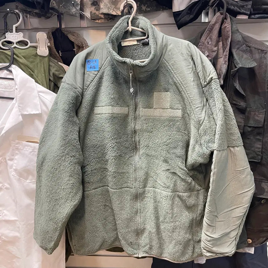[BUNJANG] US Military ECWCS Level 3 Polartec Fleece Jacket (Medium-Regular) - Foliage Green - Grade A / 회색2. 특A 미군 실물 3세대 ECWCS 레벨3 폴라텍 플리스 자켓 (M-R) 특A