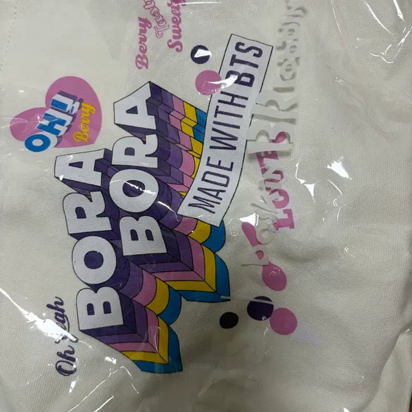 [BUNJANG] BTS Bang & Bang Baskin Robbins Collaboration Bora Bora Shoulder Bag (Sealed) / BTS 보라보라 숄더백 미개봉 암실보관