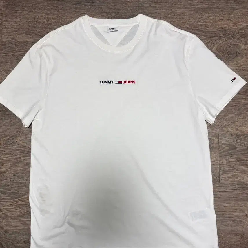 [BUNJANG] Tommy Jeans Essential Small Logo T-Shirt / 타미진스 남성용 티셔츠