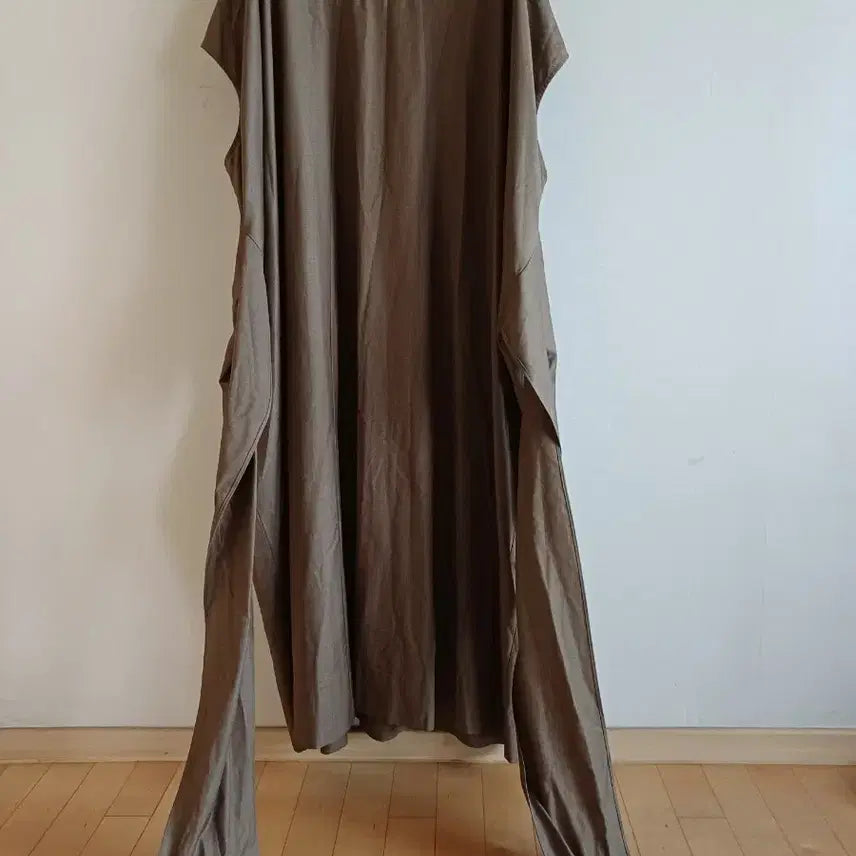 [BUNJANG] Ethos Strap Maxi Dress / 미착용 에토스 스트랩 맥시 드레스 F 판매합니다