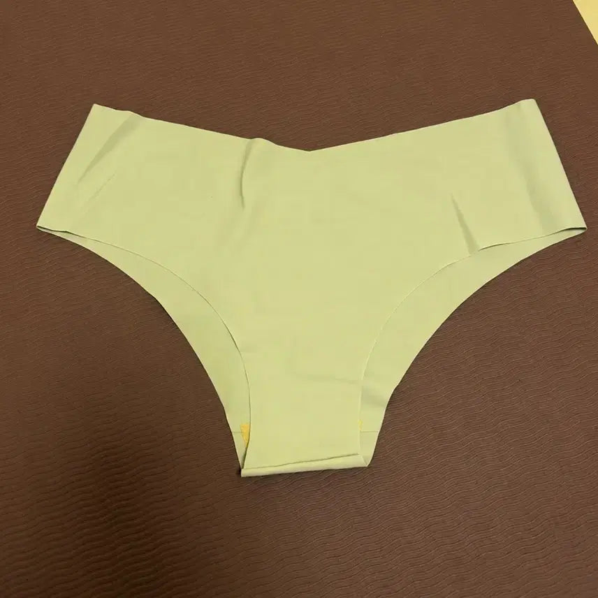 [BUNJANG] Seamless Grey Women's Panties / 중고 심리스 그레이 여자 팬티 (gray) 여성