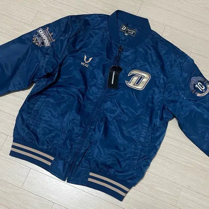 [BUNJANG] NC Dinos 2020 Championship Baseball Jacket (XL/105) / NC 다이노스 우승 기념 야구 자켓 XL(105) 사이즈