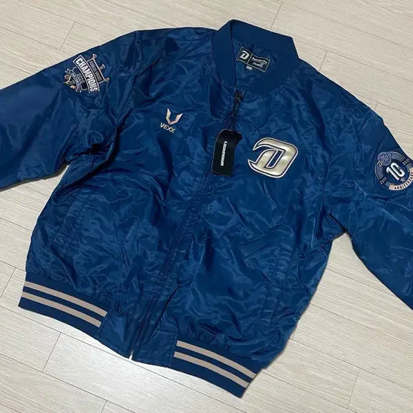 [BUNJANG] NC Dinos 2020 Championship Baseball Jacket (XL/105) / NC 다이노스 우승 기념 야구 자켓 XL(105) 사이즈