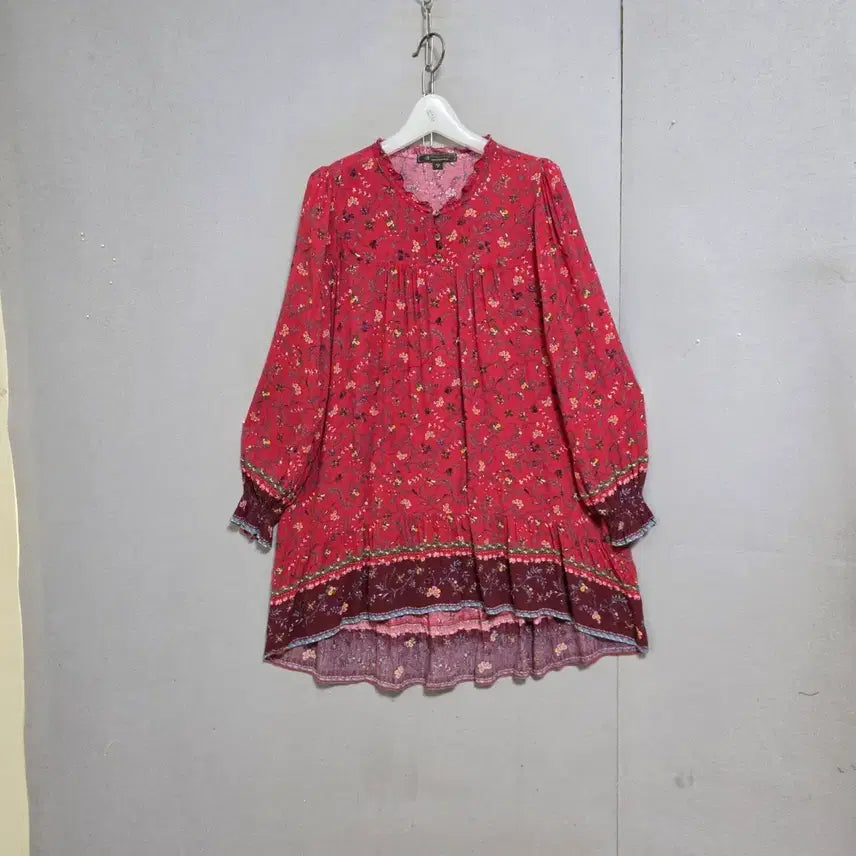 [BUNJANG] Thursday Island Romantic Flower Blouse / 써스데이아일랜드 로맨틱플라워 블라우스 S   n7708