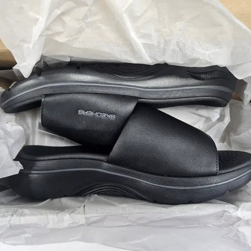 [BUNJANG] Skechers Arch Fit Slippers Size 280 / 스케쳐스 아치핏 슬리퍼 280 입니다
