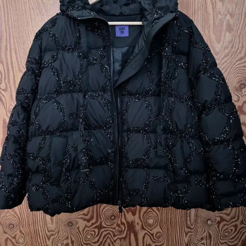 [BUNJANG] Anna Sui Metal Embroidery Down Jacket / 안나수이 메탈 자수 구스다운 88