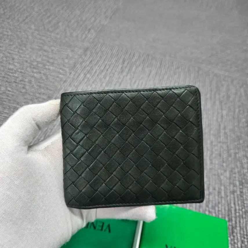 [BUNJANG] Bottega Veneta Intrecciato Classic Bifold Wallet / [특가][정품] 보테가베네타 반지갑
