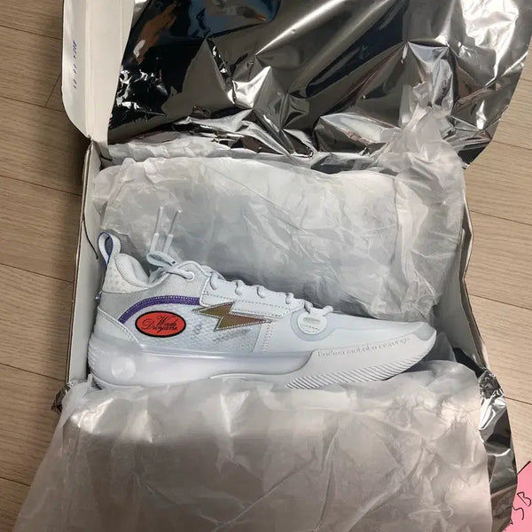 [BUNJANG] Li-Ning WOW10 Low Ice US 9.5 (New) / 리닝 wow10 low 아이스 us 9.5[새제품]